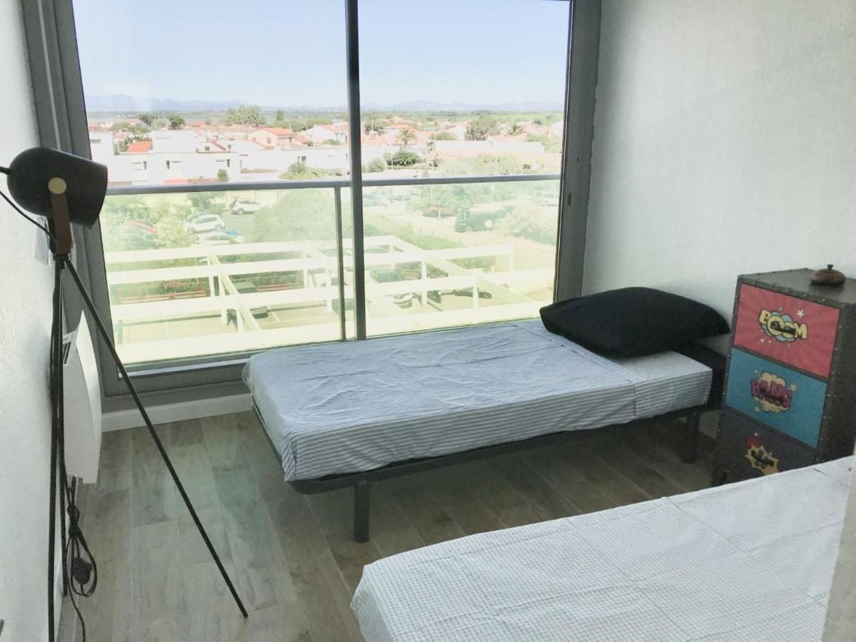 Appartement Face A La Mer - 6 A 8 Personnes - Canet En Roussillon Kültér fotó
