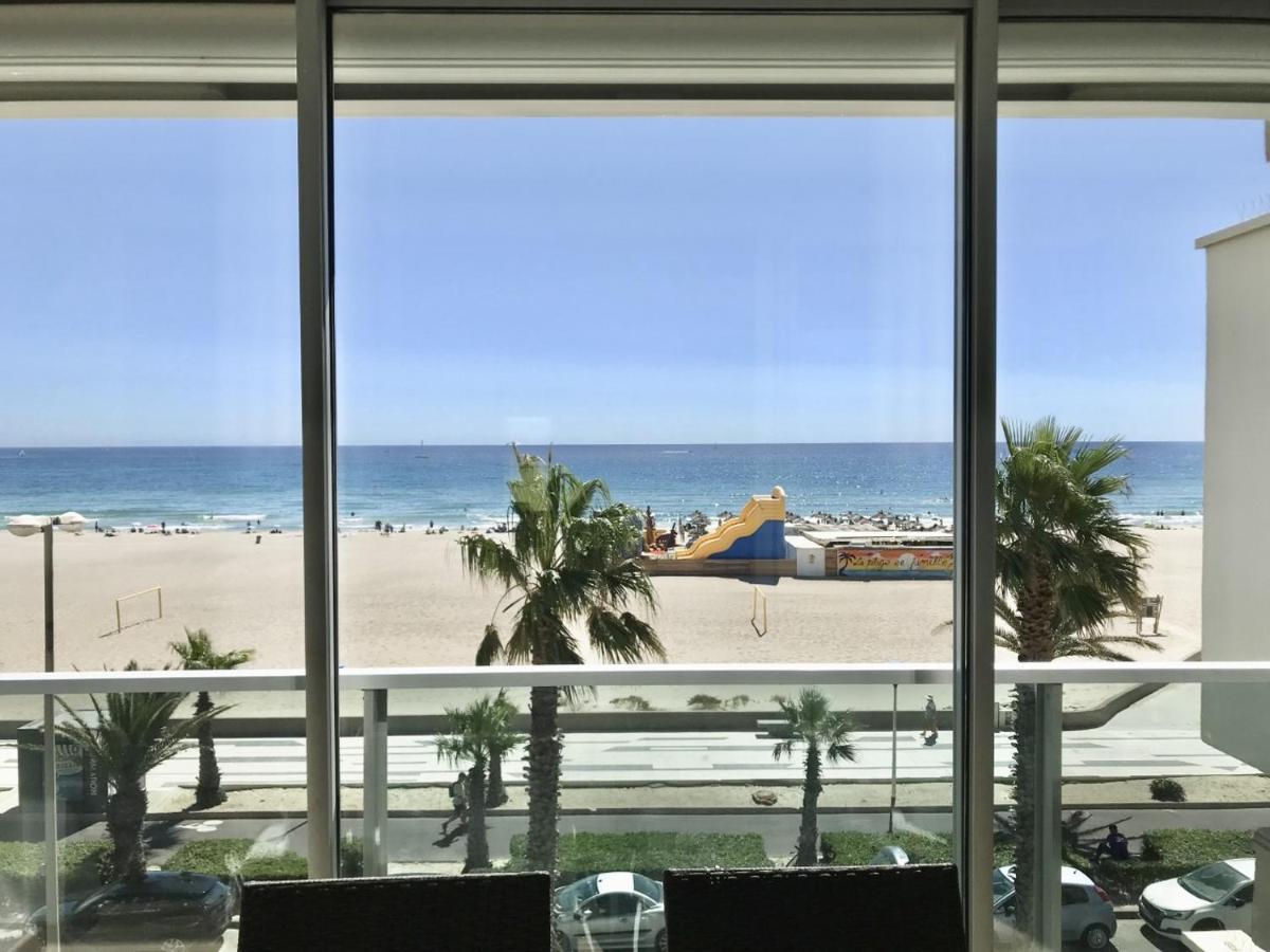 Appartement Face A La Mer - 6 A 8 Personnes - Canet En Roussillon Kültér fotó